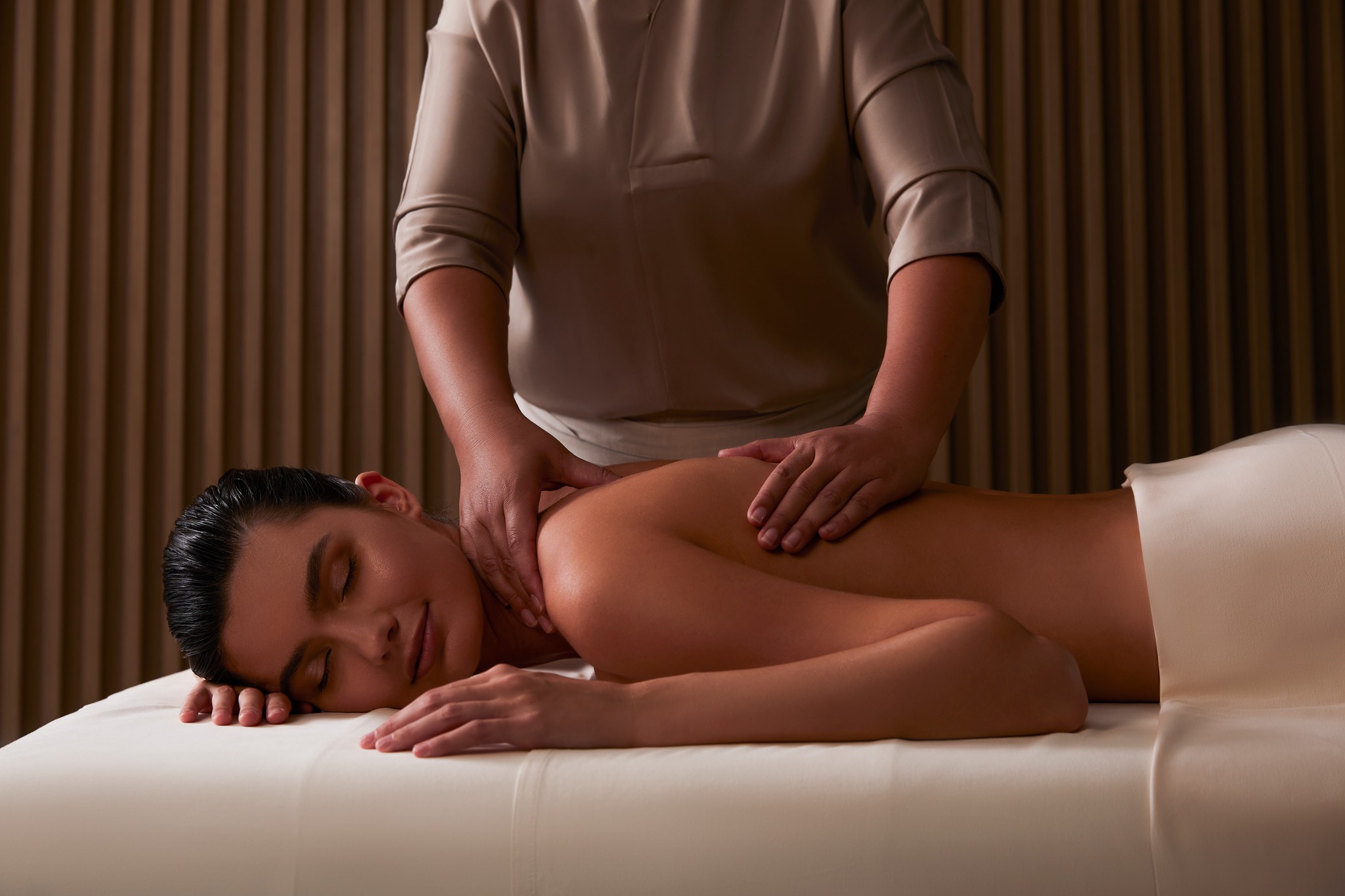 マッサージ時間：60分、マッサージは当日、以下からお選び頂けます